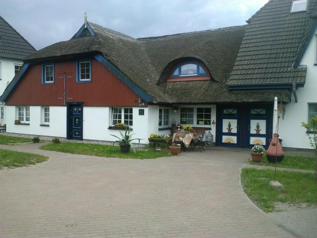 Pension Martens - Gaubenwohnung Wieck Luaran gambar